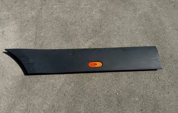 Mercedes-Benz Sprinter W907 W910 Rear fender molding trim A9106907200 A9106901002