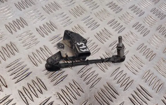 Volkswagen PASSAT B8 Rear air suspension level height sensor 4M0907503