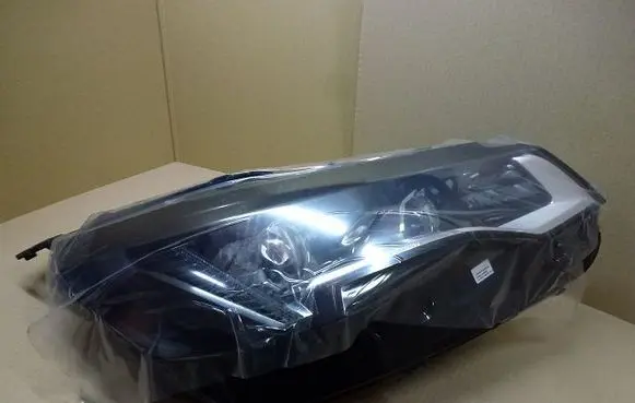 Peugeot 3008 II Headlight/headlamp 9851313380