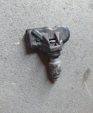 BMW 3 F30 F35 F31 Tire pressure sensor 6798872