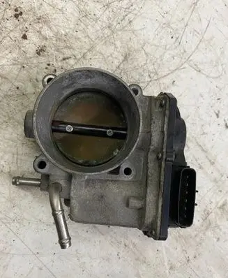 Lexus RX 330 - 350 - 400H Throttle valve 2203020060
