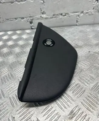 Hyundai i30 Dashboard side end trim 847162r900