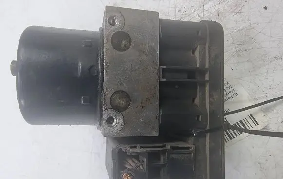Ford Fiesta ABS Pump 2S61-2M110-CE