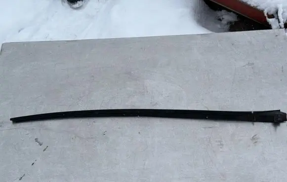 Volkswagen Golf V Windshield trim 1K0854320G