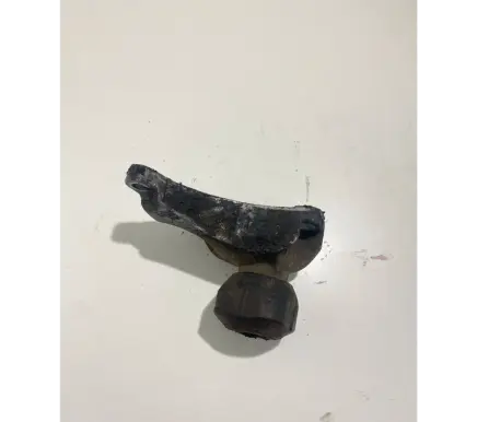 Audi A6 S6 C6 4F Engine mounting bracket 4F0199343M