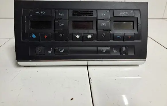 Audi A4 S4 B6 8E 8H Climate control unit 8E0820043AB