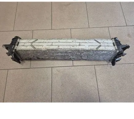 Hyundai i30 Intercooler radiator 282712U000