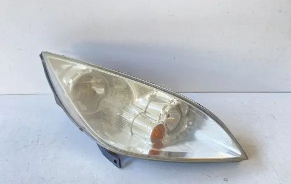 Mitsubishi Colt Headlight/headlamp 0301208202