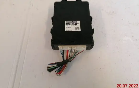 Toyota Prius (XW30) Gearbox control unit/module 8953576011