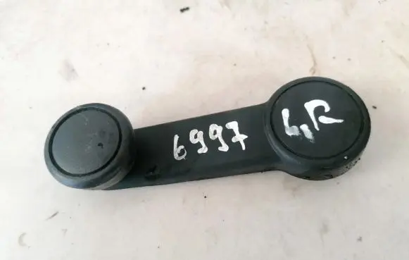 Ford Focus Front door window winding handle 95vbv23342