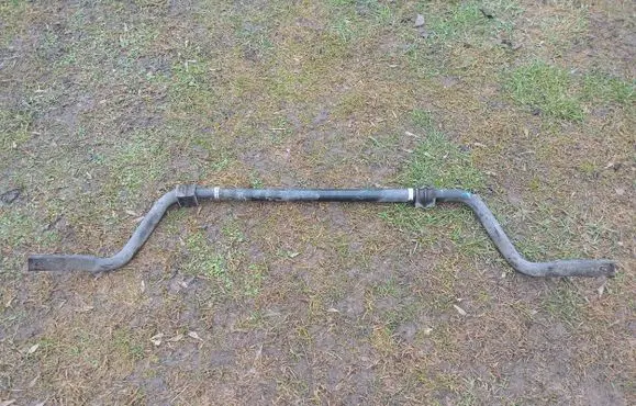 Nissan Navara D23 Front anti-roll bar/sway bar