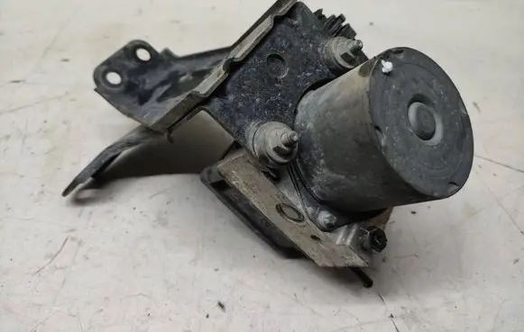 Nissan Qashqai ABS Pump 0265231899