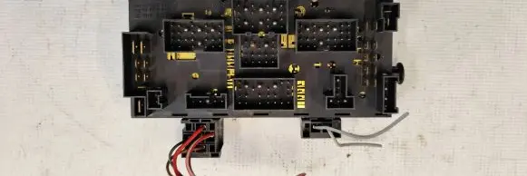 Volkswagen Golf II Fuse box set 171941813D