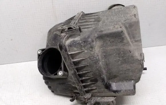 KIA Ceed Air filter box 281002H200