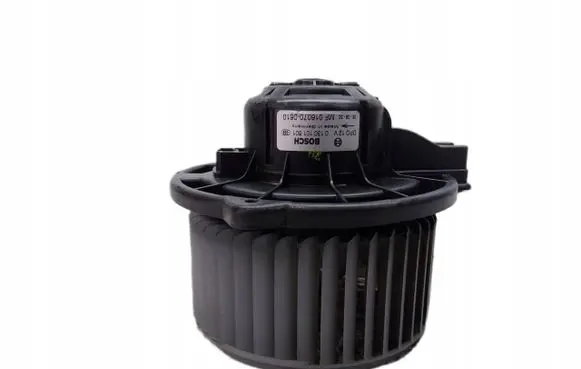 Toyota Corolla Verso AR10 Front door blower motor MF0160700610