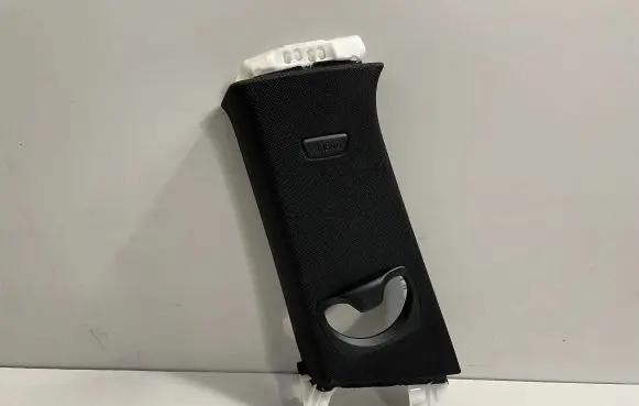 BMW 4 F32 F33 (B) pillar trim (bottom) 7276893
