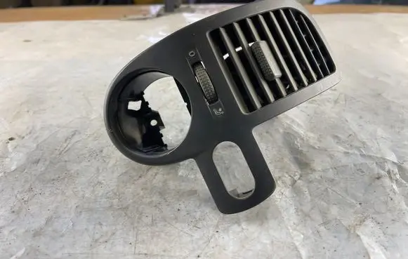 Volkswagen Polo III 6N 6N2 6NF Dashboard side air vent grill/cover trim 6X1819703A