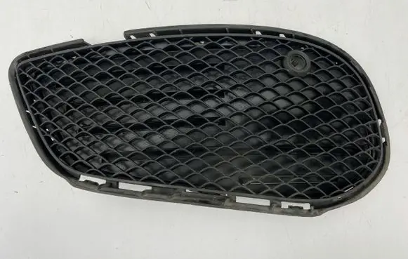Mercedes-Benz C W205 Front bumper lower grill A2058854023
