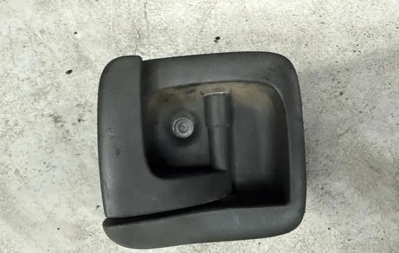Volvo S80 Engine bonnet (hood) release handle 30634786