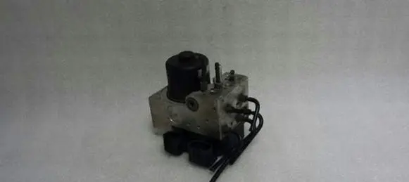 Lexus IS 200-300 ABS Pump 1332005040