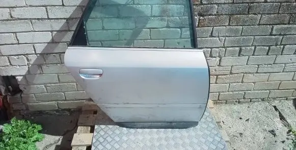 Audi A6 S6 C5 4B Rear door
