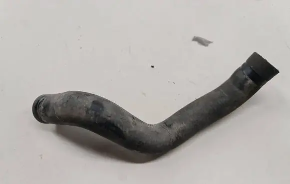 Volvo S40, V40 Engine coolant pipe/hose 30630046A