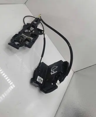 Cadillac Escalade IV Front door lock 13597800