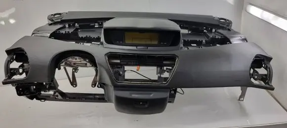 Citroen C4 I Picasso Dashboard 9683044677