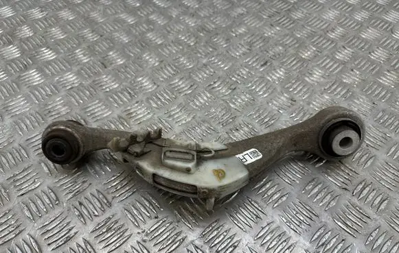 BMW 5 G30 G31 G38 Rear upper control arm/wishbone 