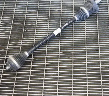 BMW X2 F39 Rear driveshaft 7646867