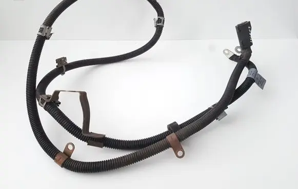Mercedes-Benz E A207 Positive wiring loom A2044402654