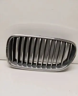 BMW 5 F10 F11 Front bumper upper radiator grill 7261355 7203649 7200727