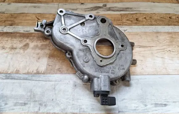 Mazda 5 Timing belt guard (cover) RF7J10600