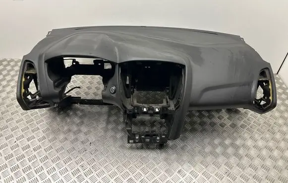 Ford Focus Dashboard 