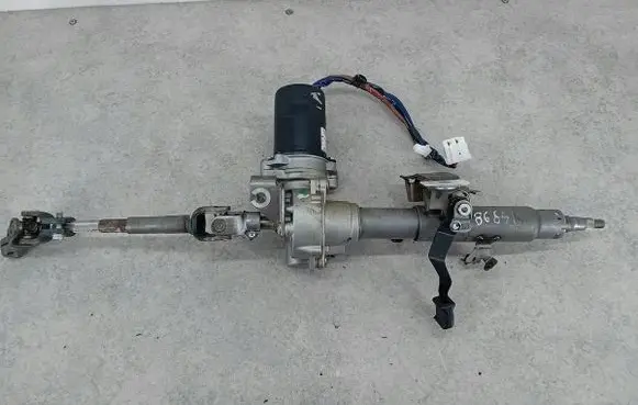 Toyota Yaris Steering wheel axle 