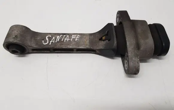 Engine mount bracket