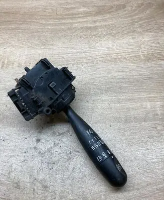 Toyota RAV 4 (XA20) Wiper control stalk 6473J07