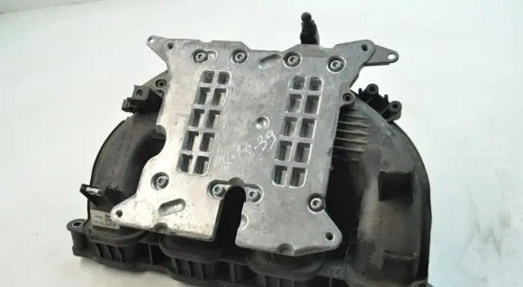 BMW 4 F32 F33 Intake manifold 7588126