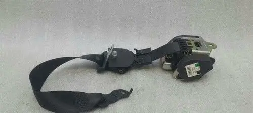 Mercedes-Benz E W211 Front seatbelt buckle A2118601885