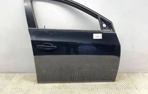 Chevrolet Cruze Front door