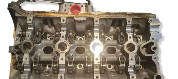 Seat Leon (5F) Engine head 06L403AA