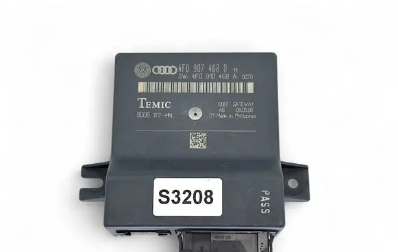 Audi A6 S6 C6 4F Gateway control module 4F0907468D 4F0910468A