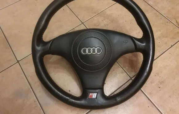 Audi A4 S4 B5 8D Steering wheel 4b0419091 4b0124a 8d0880201h01c
