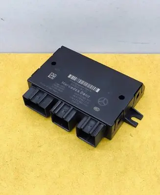 Mercedes-Benz C W204 Tow bar trailer control unit/module A2129001901 5DS00978101 A2129020801