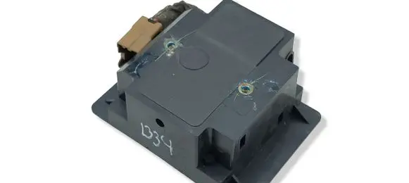 Nissan 350Z HiFi Audio sound control unit 28060CD000