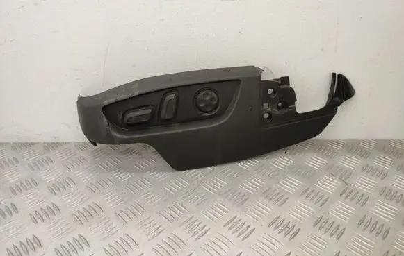 Audi Q7 4L Front door seat control surround trim 4L0881325C 8E0959777