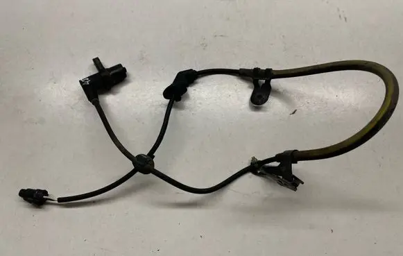 Toyota Yaris ABS brake wheel speed sensor 8954252010