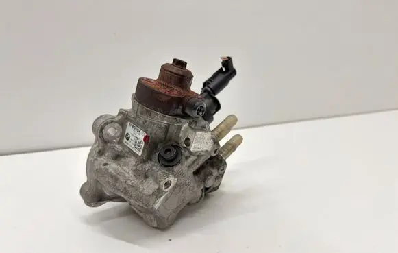BMW 5 F10 F11 Fuel injection high pressure pump 0445010634 7823463 140708