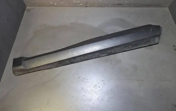 Nissan Juke II F16 Rear door trim (molding) 828706PA0A