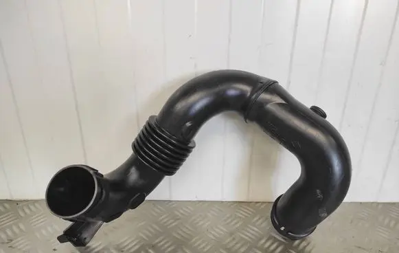 Opel Movano B Air intake duct part 165554107R 70356875